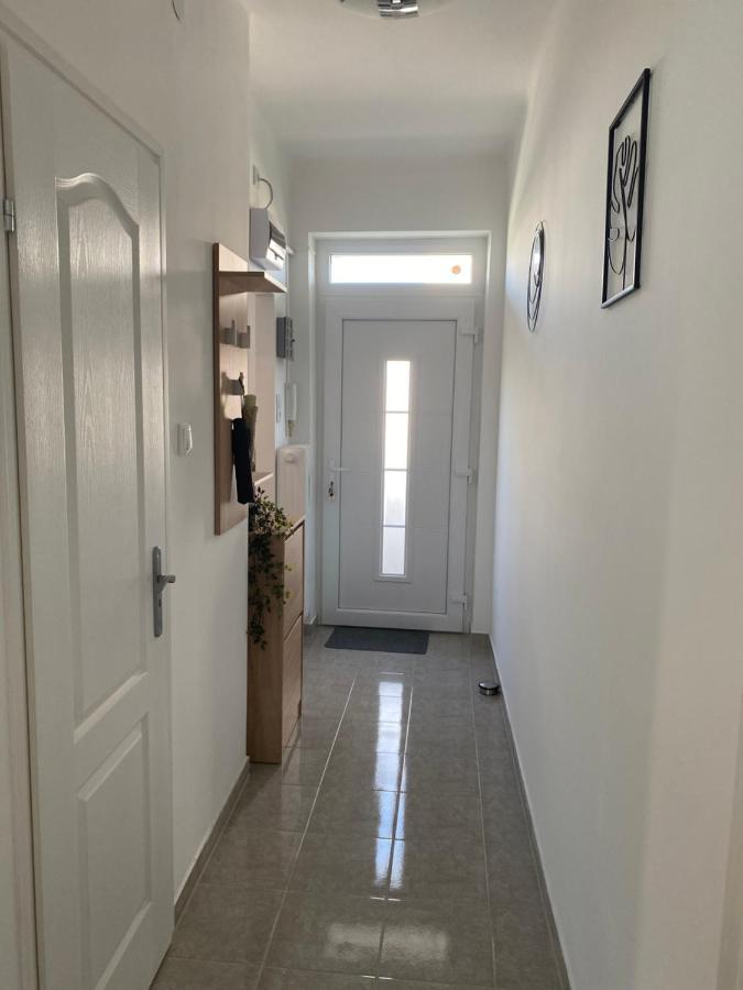 Katica Apartman Gyor Exterior photo